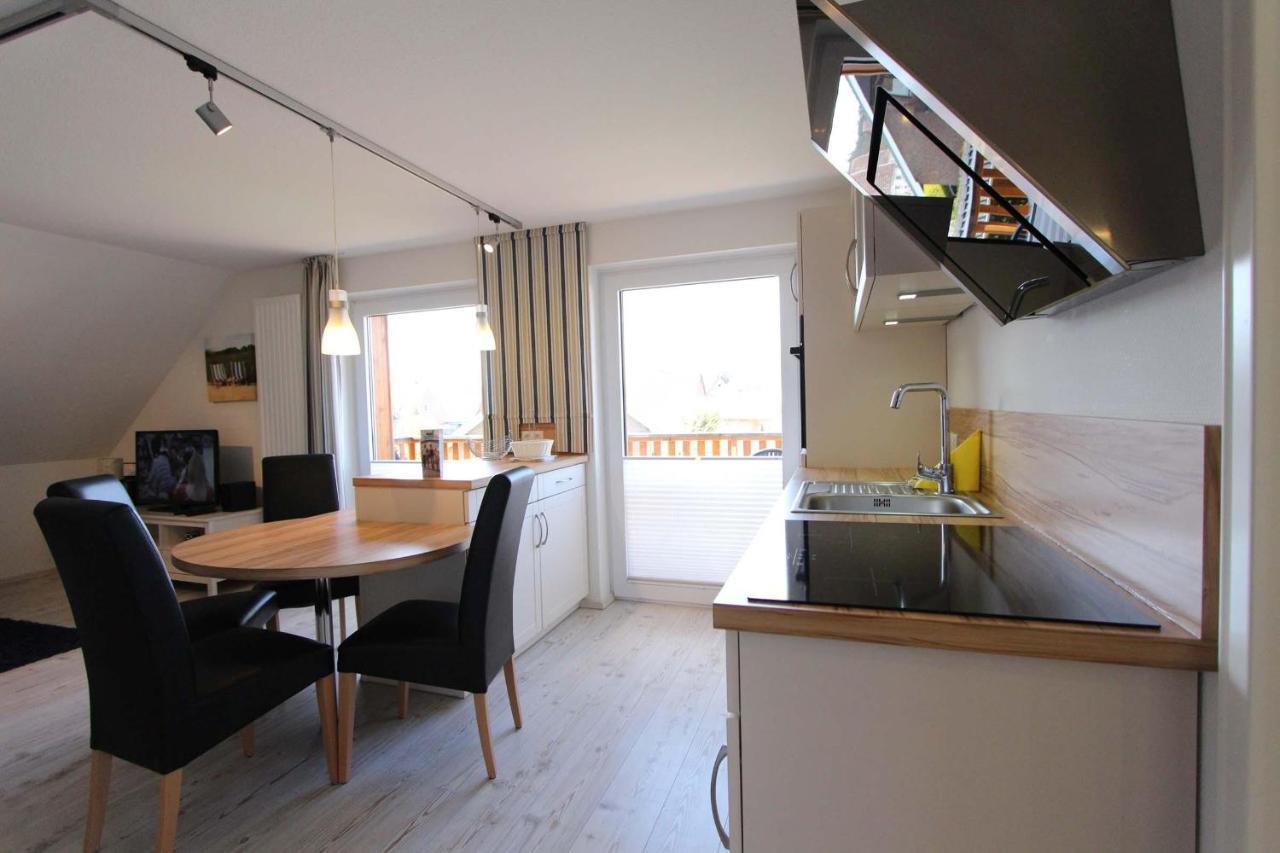 Ferienwohnung Haus Heckenrose Whg 2 OG Kellenhusen Exterior foto